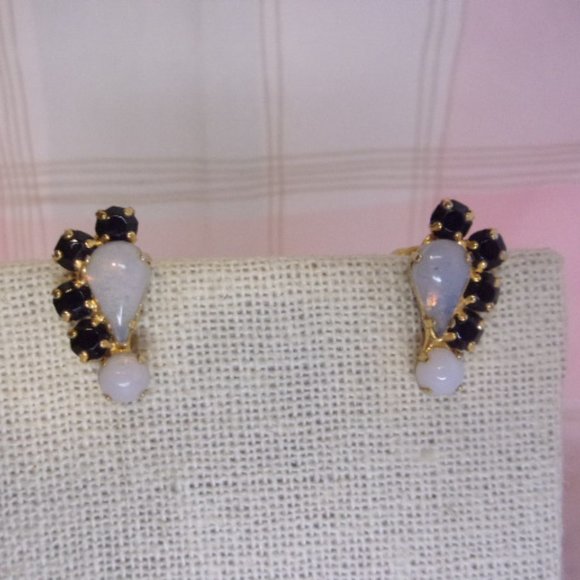 Faux Opal Sapphire Gold Tone Screw Back Earrings - Picture 2 of 6